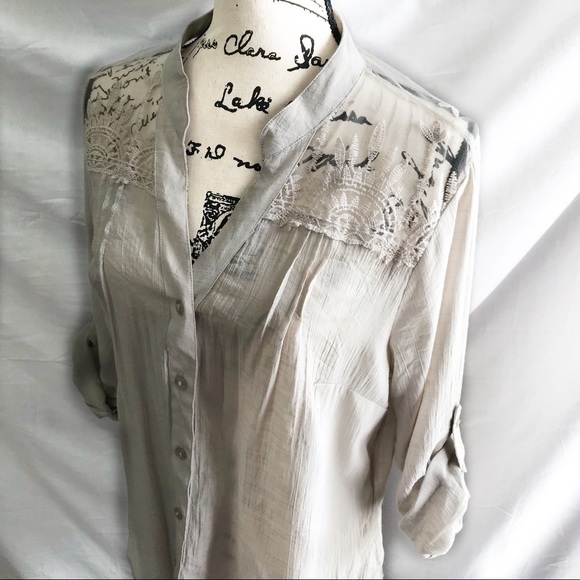 Cato Blouse - Picture 1 of 5